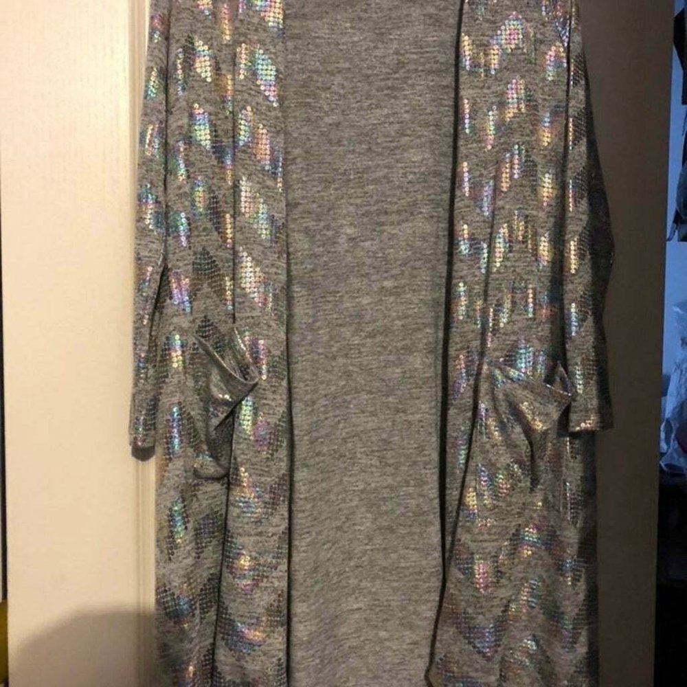Gorgeous LuLaRoe Unicorn Sarah Elegant Rainbow Shimmery Sequins Sweater Medium